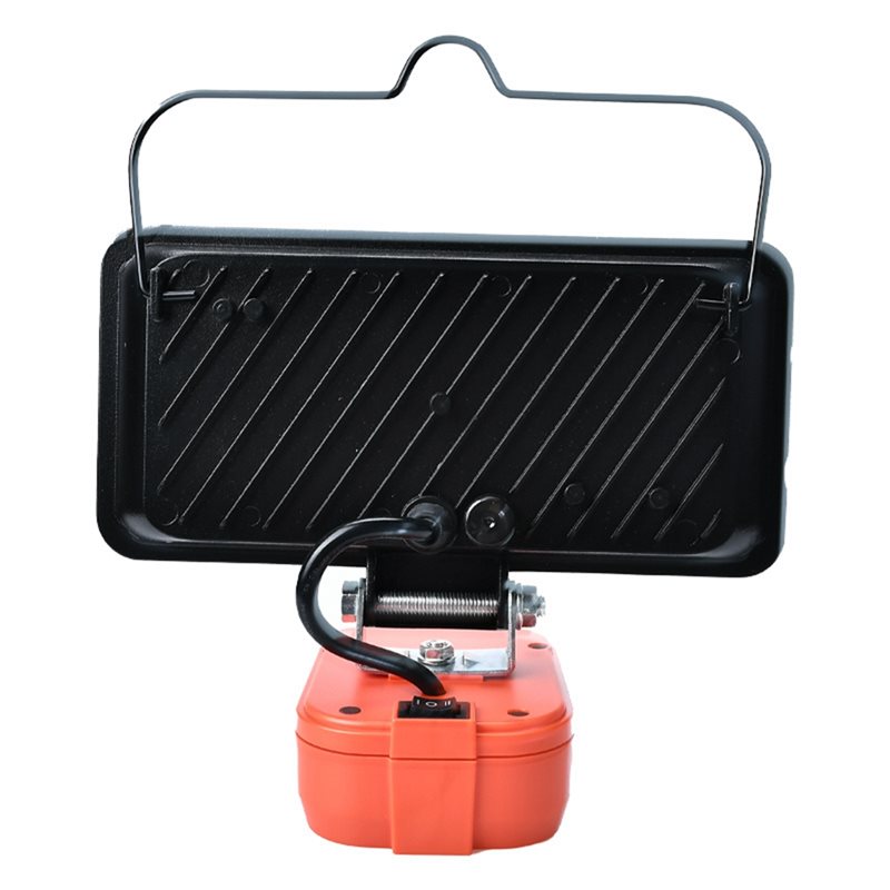 Lampa A11E-Led do akumulatora  – Black+Decker Tool 20V Max recenzja i cena